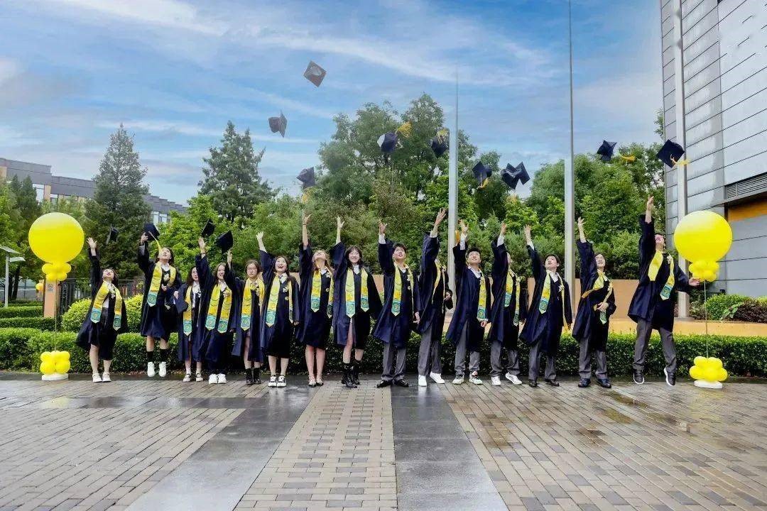 1675153924366554.jpg 1675153924366554.jpg